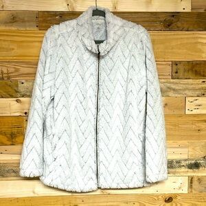 St John’s Bay size XL light gray teddy bear zip up jacket with pockets